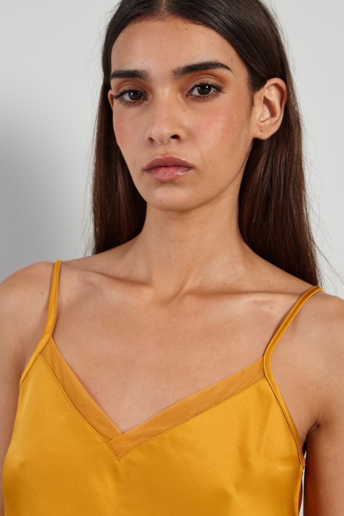 Top con bordo in tulle - GIALLO ZAFFERANO - Fashion Market - 3