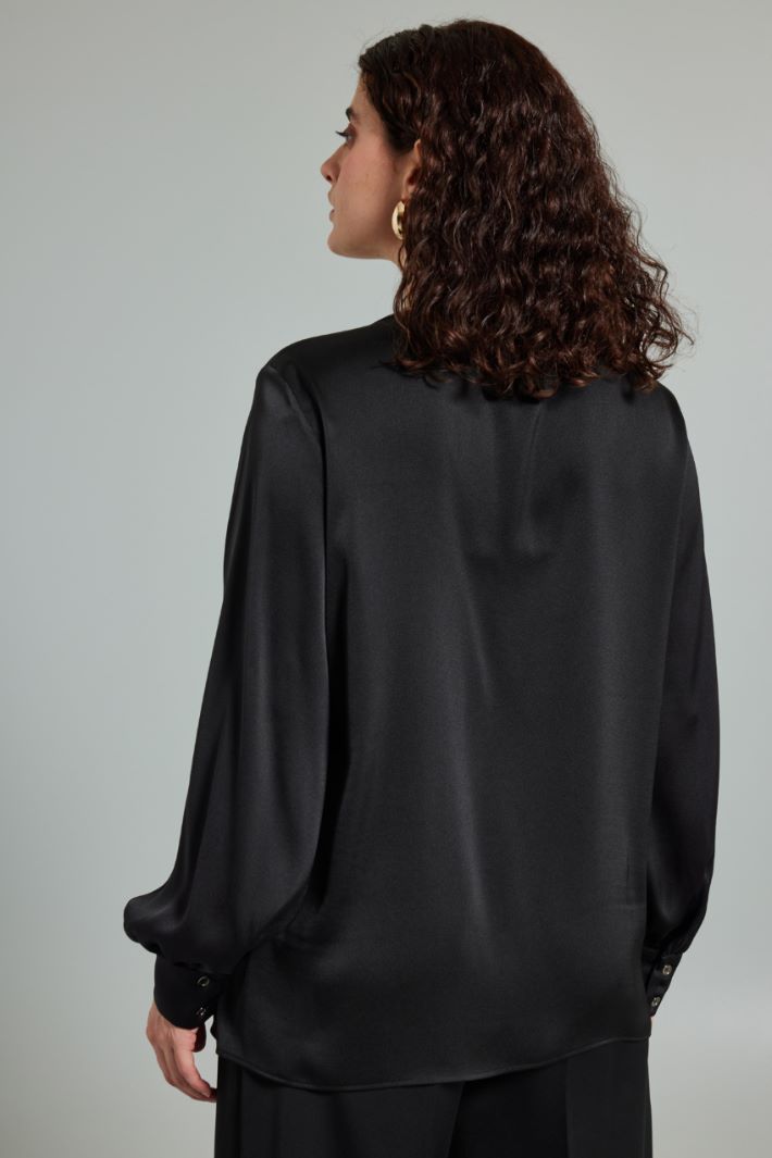 Blusa in raso martellato - NERO - Fashion Market - 4