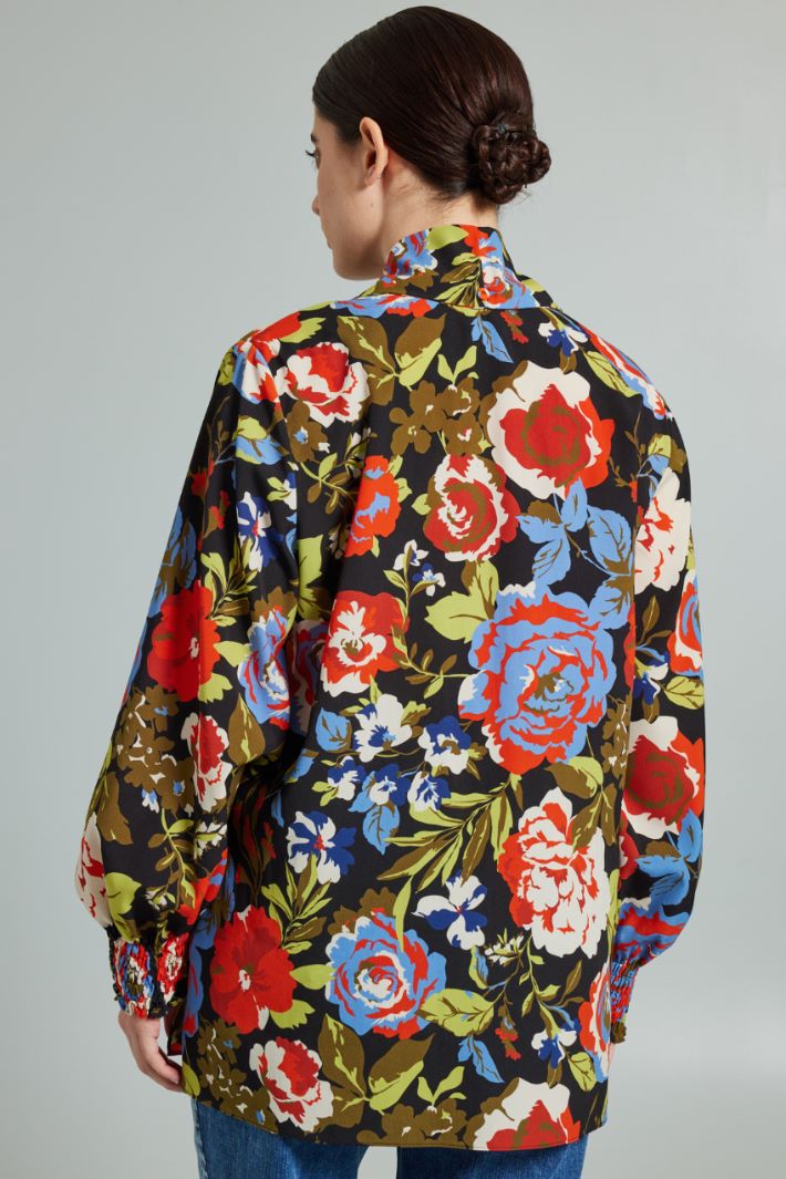 Blusa con foulard - NERO VERDE BLU - Fashion Market - 4
