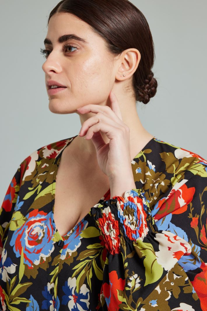 Blusa con foulard - NERO VERDE BLU - Fashion Market - 3