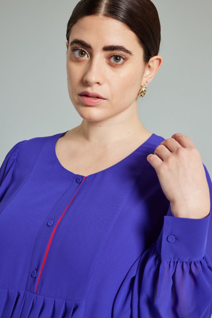 Blusa con motivo plissè - VIOLA ROSSO - Fashion Market - 3