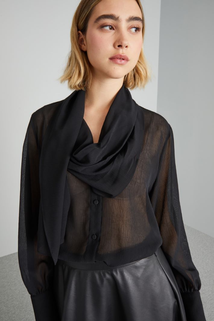 Blusa con maxi foulard - NERO - Fashion Market - 3