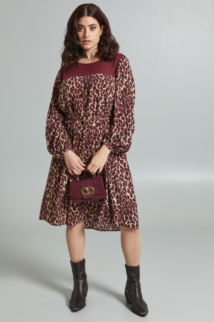 Abito con maniche a palloncino - BEIGE MARRONE BORDEAUX - Fashion Market