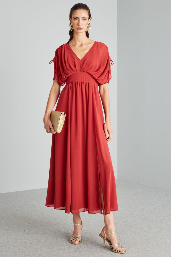 Abito lungo drappeggiato - ROSSO FRAGOLA - Fashion Market