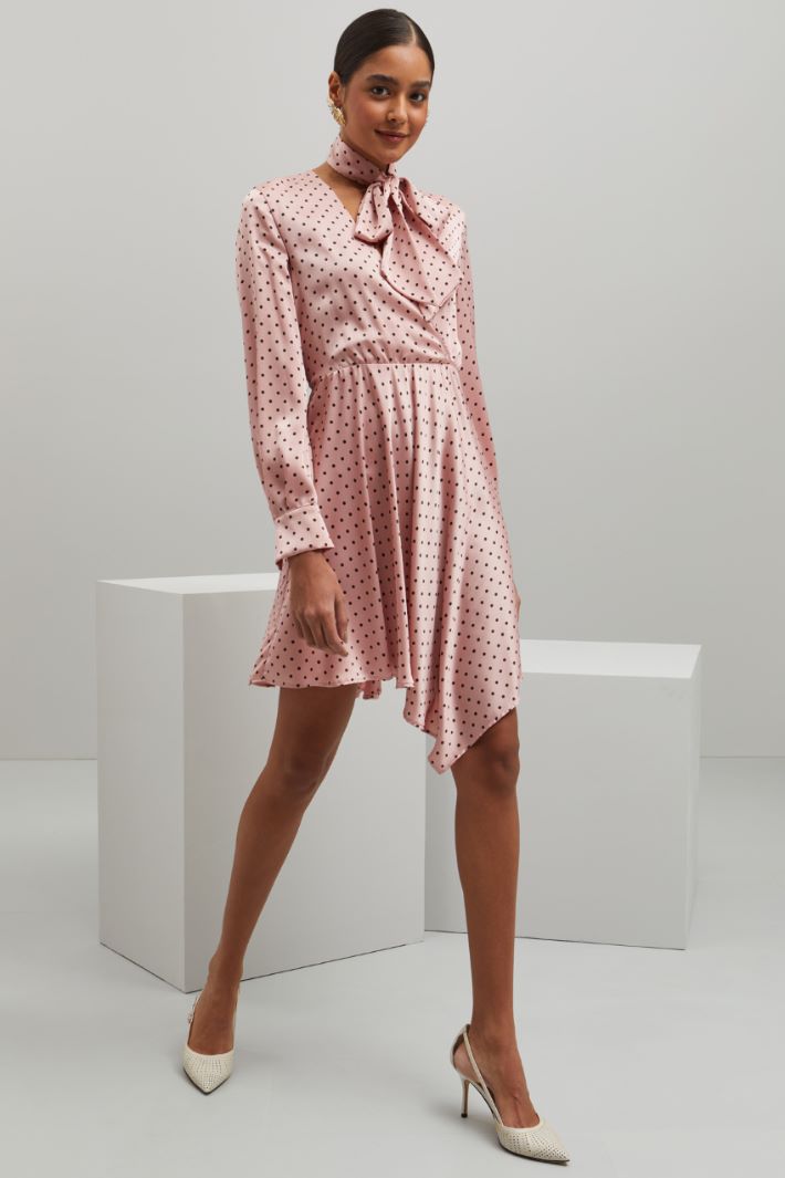 Abito corto in crépe - ROSA NERO - Fashion Market