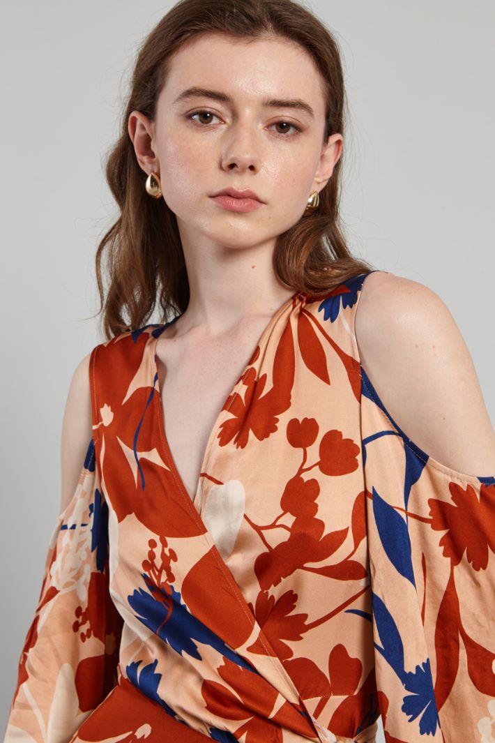 Abito con maniche a campana - ROSA TERRACOTTA BLU - Fashion Market - 3