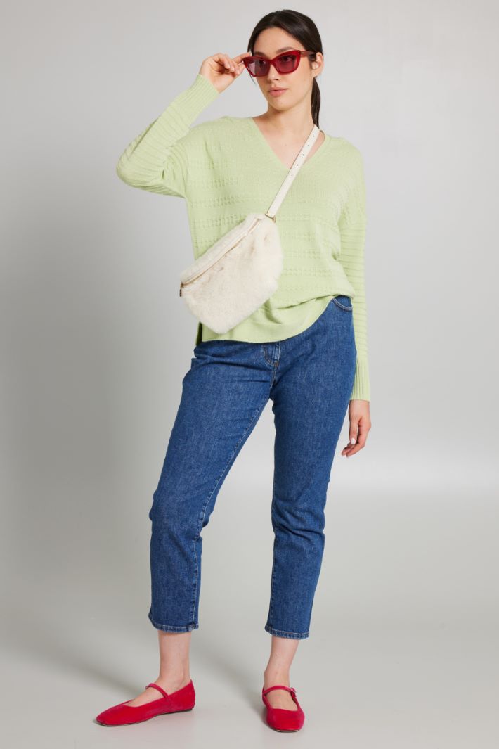 Maglia con scollo a V - VERDE MENTA - Fashion Market