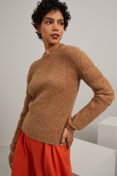 Maglia con maniche imbottite - Fashion Market
