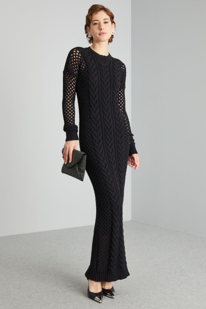Abito con maniche traforate - NERO - Fashion Market