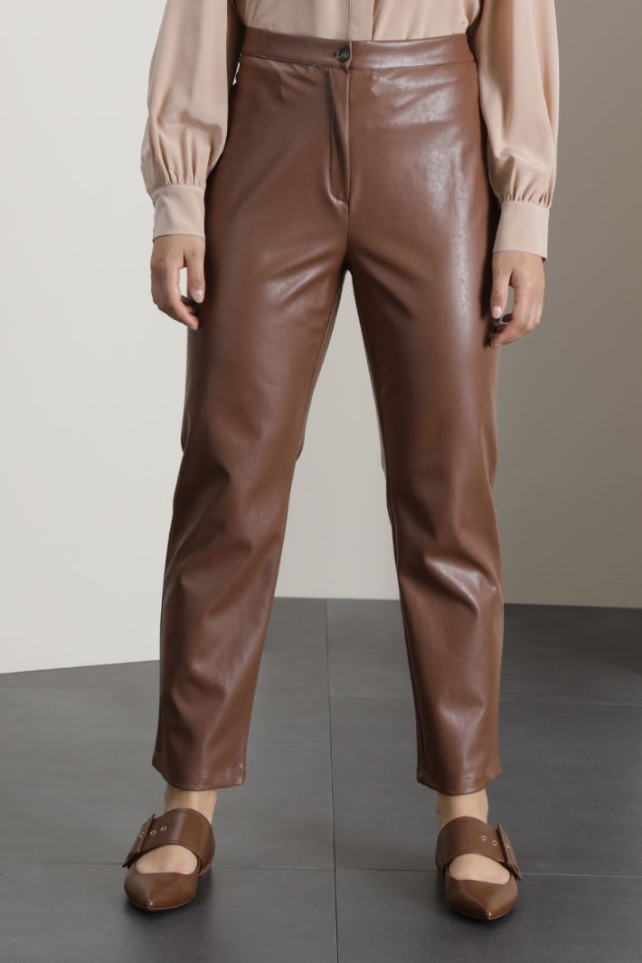 Pantaloni in simil pelle - MARRONE - Fashion Market - 4