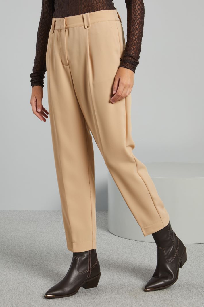 Pantaloni carrot in tricotina - BISCOTTO - Fashion Market - 2