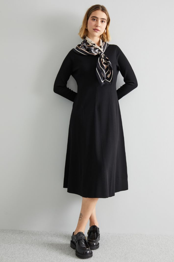 Abito svasato in maglia - NERO - Fashion Market