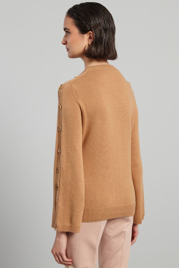 Maglia con bottoni - CAMMELLO - Fashion Market - 4