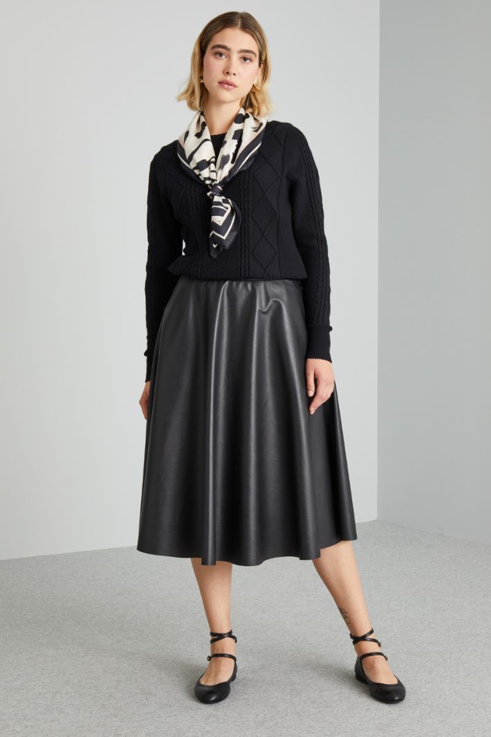 Maglia con scollo a barchetta - NERO - Fashion Market