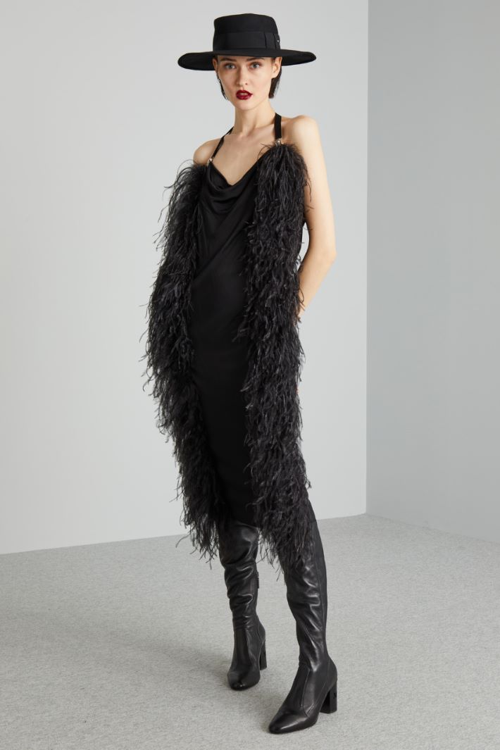 Abito con boa di piume - NERO - Fashion Market