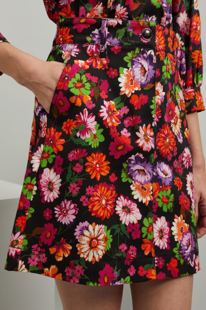 Gonna corta stampata - FUCSIA VERDE ARANCIONE - Fashion Market - 3
