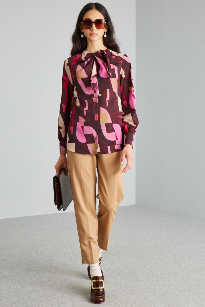 Blusa con fiocco - BORGOGNA ROSA - Fashion Market - 2