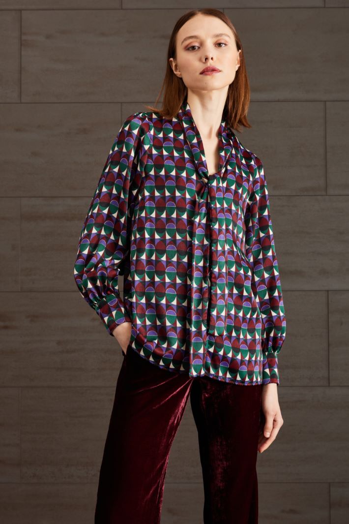 Blusa in raso - VIOLA VERDE BORDEAUX - Fashion Market - 2