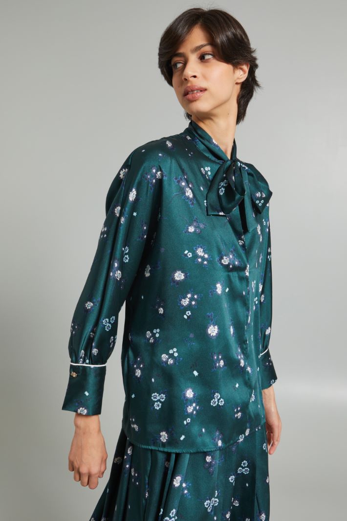 Blusa in twill con foulard - VERDE BLU - Fashion Market - 2