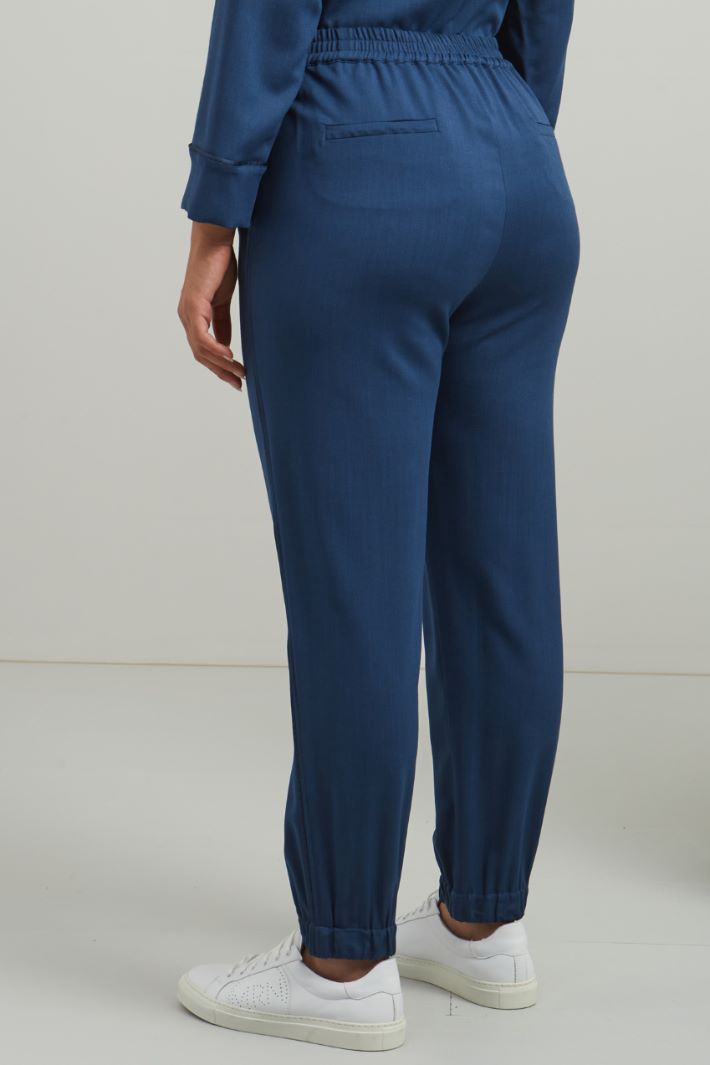 Jogger con piping - AVIO - Fashion Market - 4