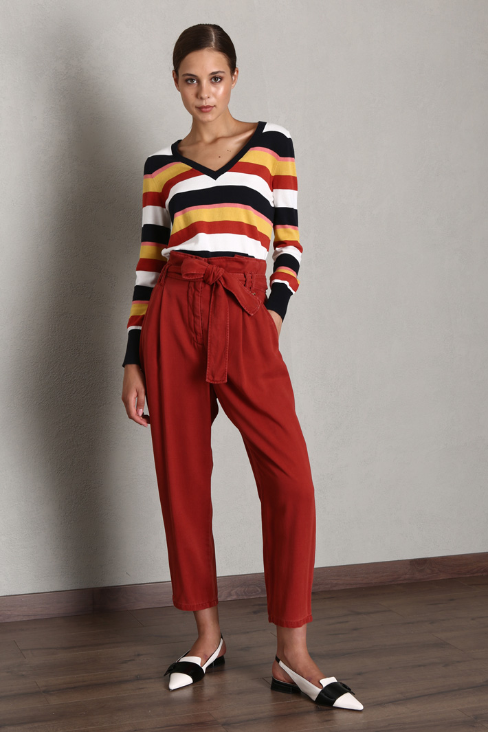 Pantaloni carrot a vita alta - MATTONE - Fashion Market