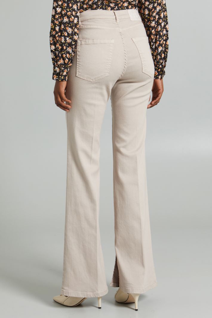 Pantaloni a zampa con spacchi - BEIGE CHIARO - Fashion Market - 4