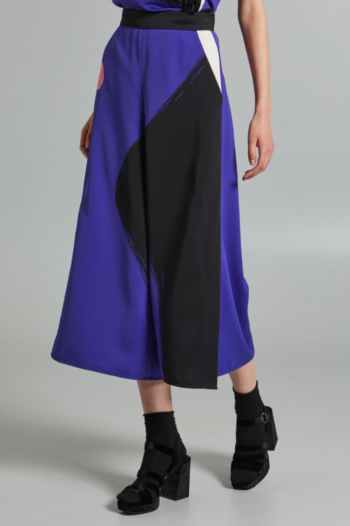 Pantaloni in enver satin lucido - VIOLA NERO BIANCO - Fashion Market - 2