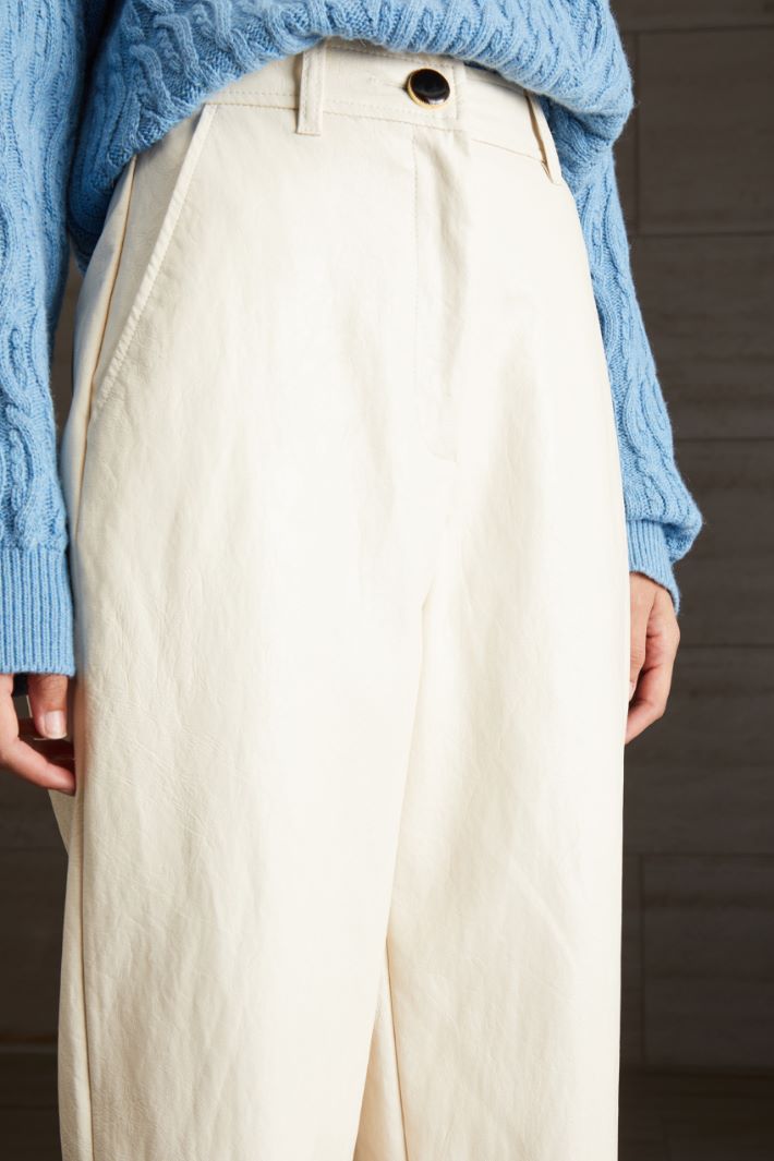Pantaloni in similpelle - BIANCO PANNA - Fashion Market - 3