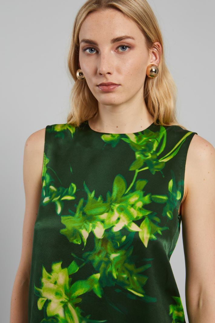 Top smanicato in raso - VERDE BOSCO LIME - Fashion Market - 3