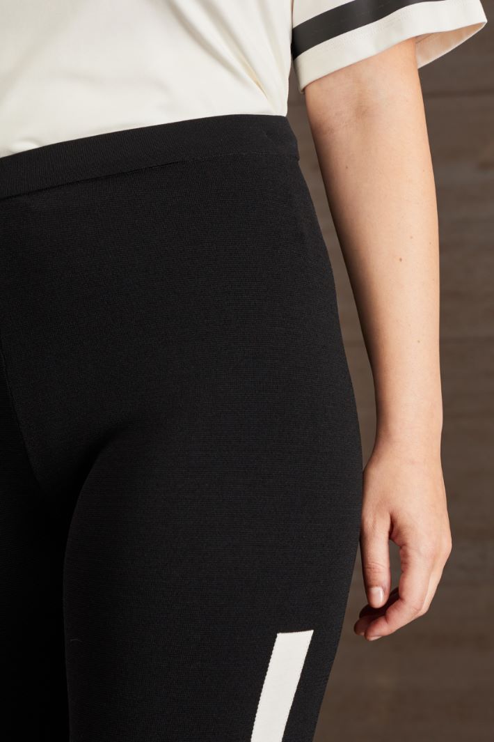 Pantaloni jogger in viscosa  - NERO BIANCO - Fashion Market - 3