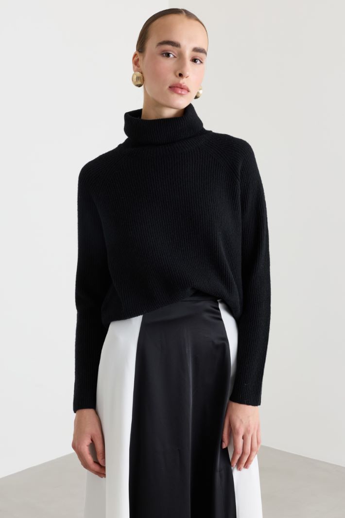 Maglia dolcevita in lana a coste inglesi - NERO - Fashion Market - 2