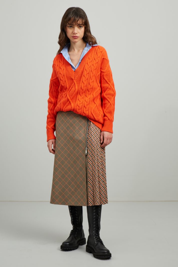 Maglia con scollo a V - ARANCIONE - Fashion Market