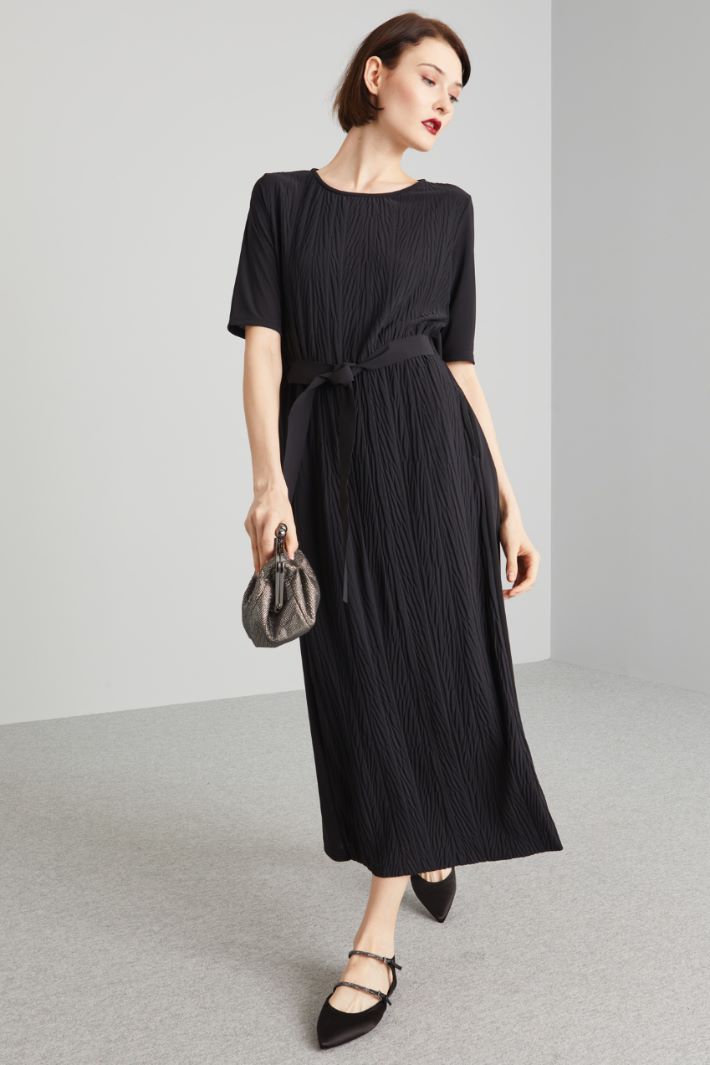 Abito lungo a maniche corte - NERO - Fashion Market