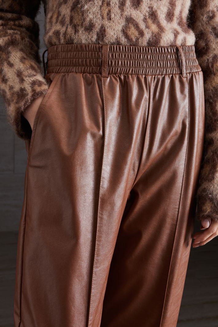 Pantaloni in tessuto spalmato - CUOIO - Fashion Market - 3