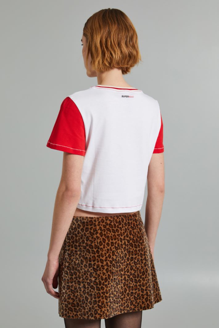 T-shirt cropped con stampa - BIANCO ROSSO - Fashion Market - 4