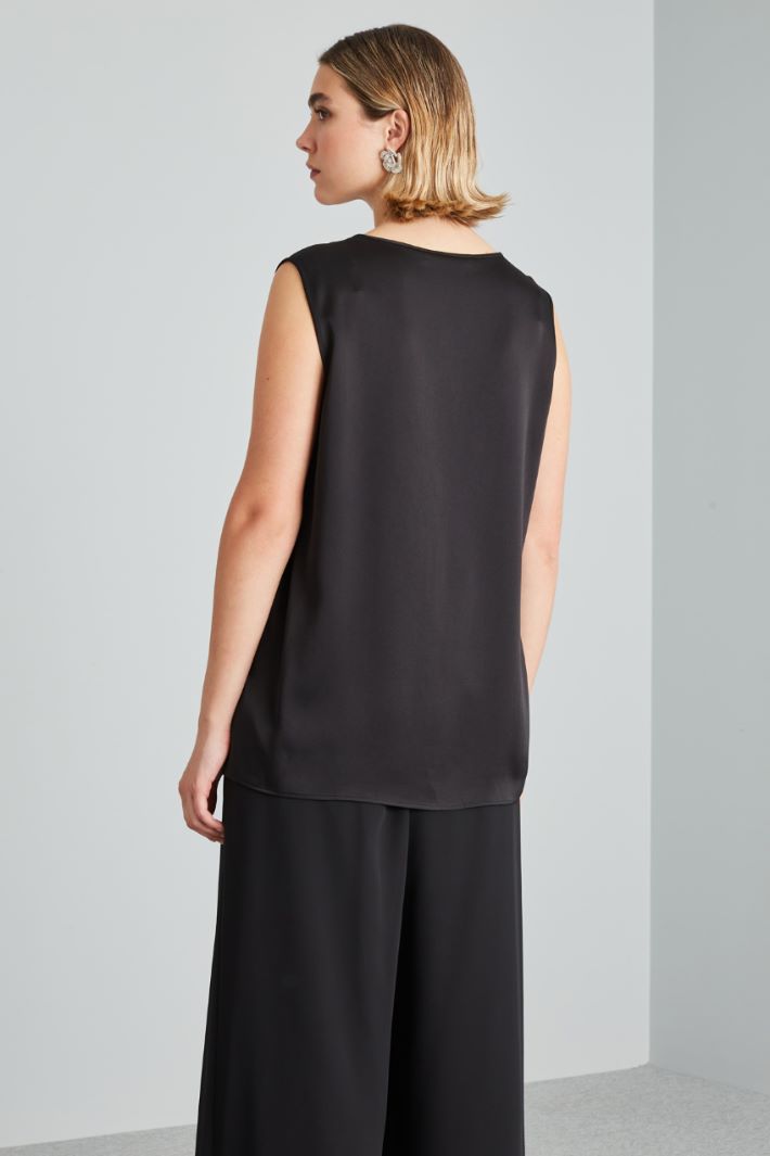 Top smanicato in raso - NERO - Fashion Market - 4