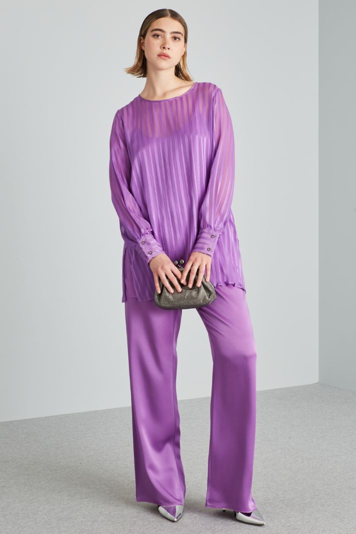 Pantaloni in enver satin - LILLA - Fashion Market