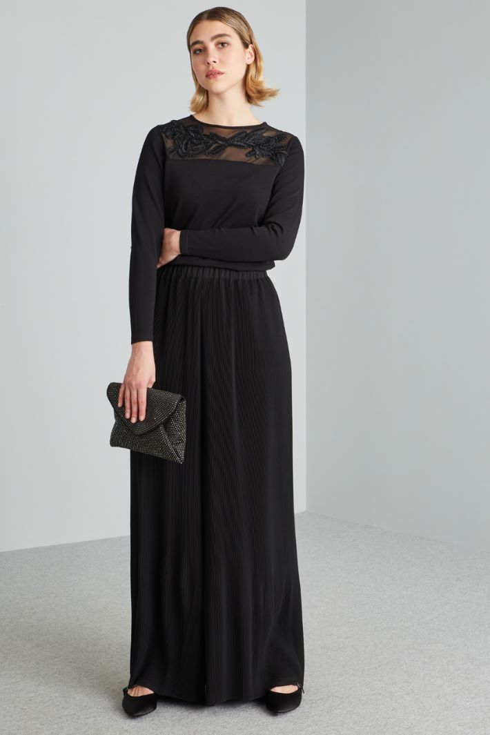 Maglia con tulle ricamato - NERO - Fashion Market