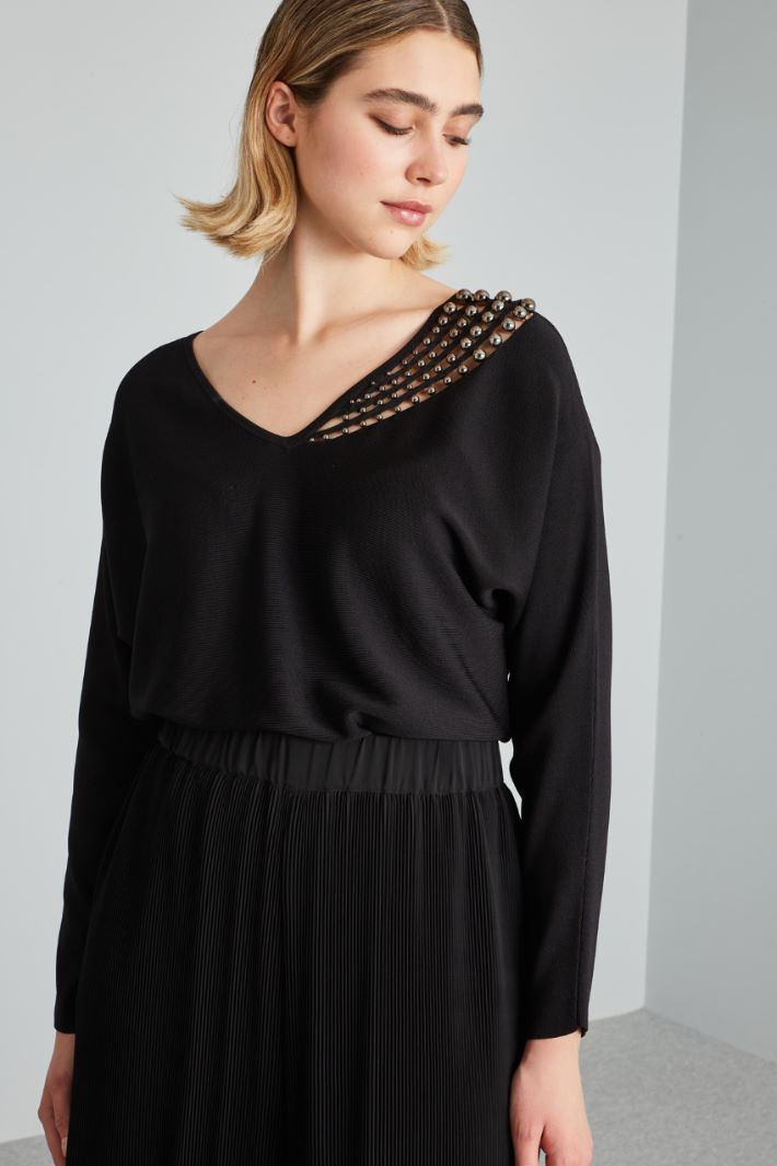 Maglia in viscosa crêpe con perle - NERO - Fashion Market - 3