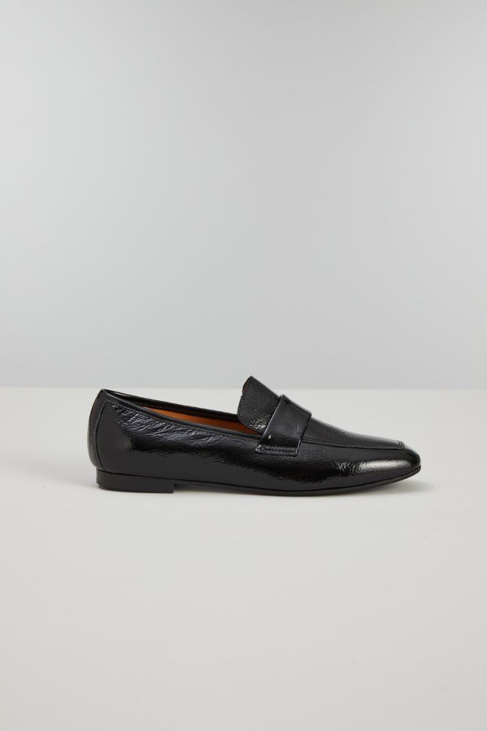 Mocassini in vernice - NERO - Fashion Market