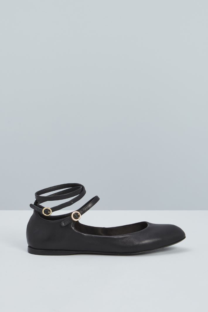 Ballerine con cinturini - NERO - Fashion Market