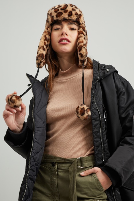 Cappello con paraorecchie - Fashion Market