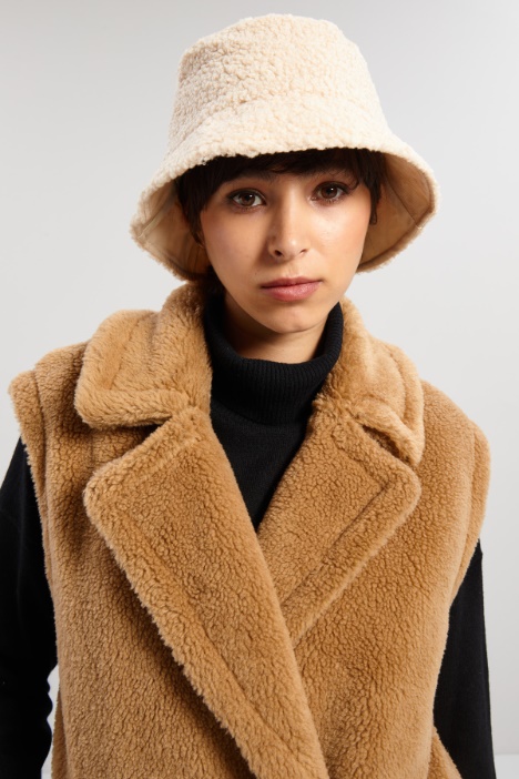 Cappello effetto peluche - Fashion Market