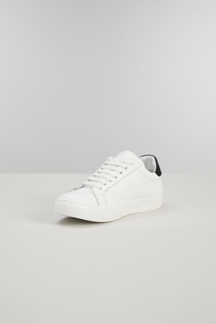 Sneakers in pelle - BIANCO NERO - Fashion Market - 3