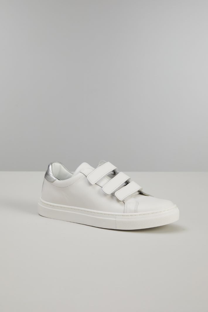 Sneakers con strap - BIANCO ARGENTO - Fashion Market - 2