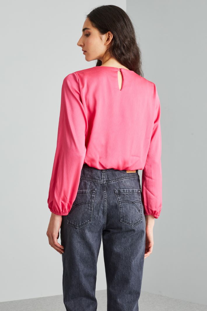 Blusa cropped in creponne - FUCSIA - Fashion Market - 4