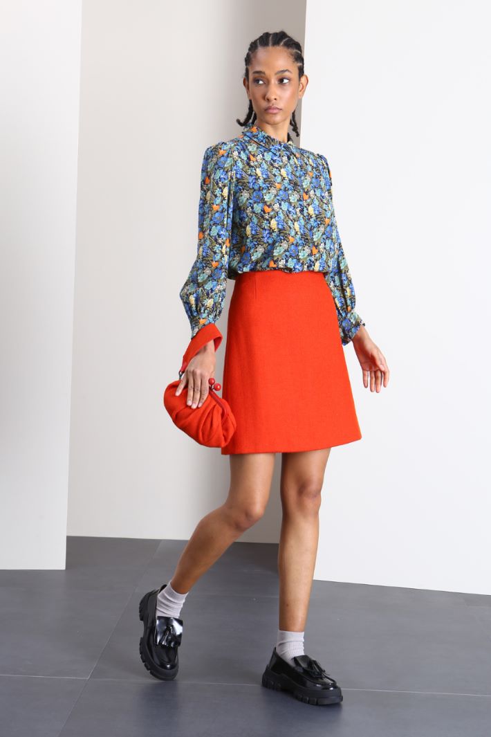 Blusa in crepé con foulard - AZZURRO ARANCIONE - Fashion Market - 2