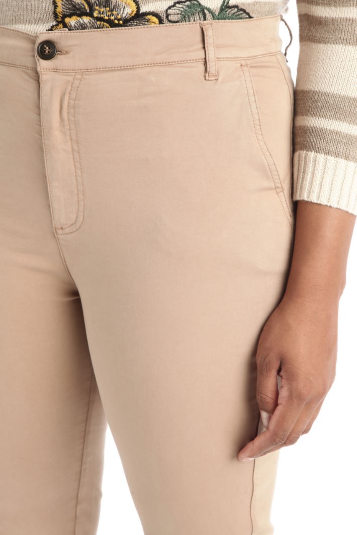 Satin chinos - NOCCIOLA - Fashion Market - 3
