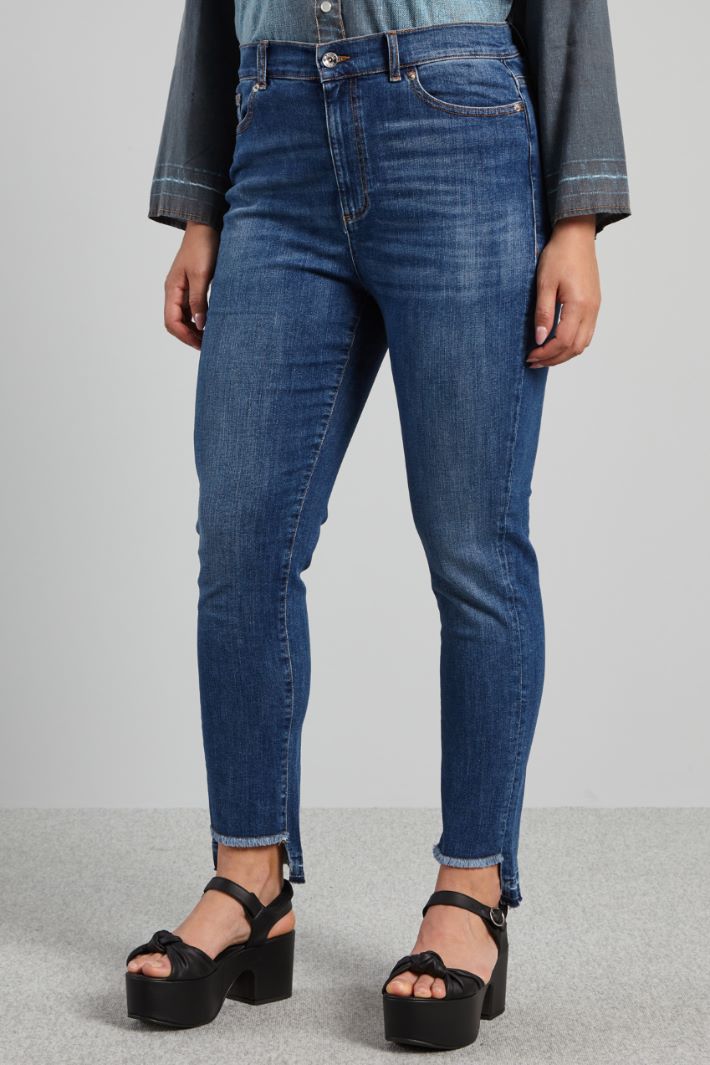 Jeans con fondo asimmetrico - BLU DENIM - Fashion Market - 2