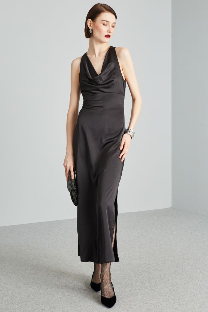 Abito lungo smanicato in raso - NERO - Fashion Market - 2